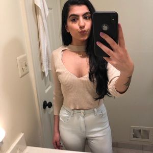 Cut-out choker crop top